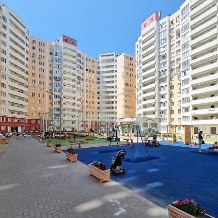 Testemiteanu Apartment, Free Wifi Available تشيسيناو المظهر الخارجي الصورة